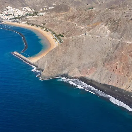 Home2book Cozy Seaside With Stunning Views Appartamento *