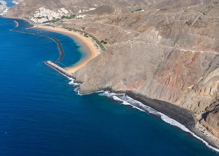 Home2book Cozy Seaside With Stunning Views 公寓 *