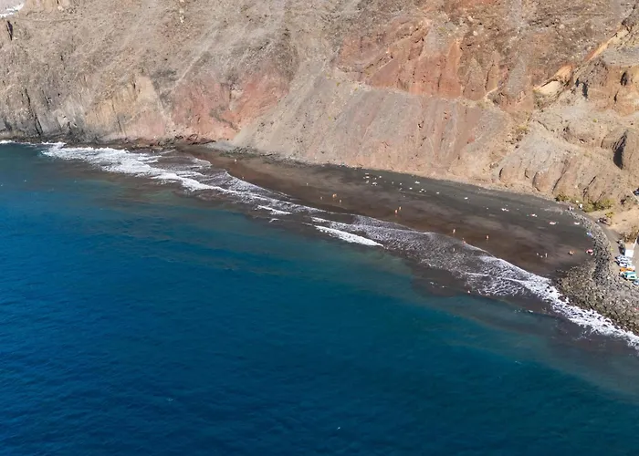 Home2book Cozy Seaside With Stunning Views